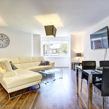 Sunderland Short Stays 2 Bedroom Apartment Free Parking Fulwell Sr6 ภายนอก รูปภาพ