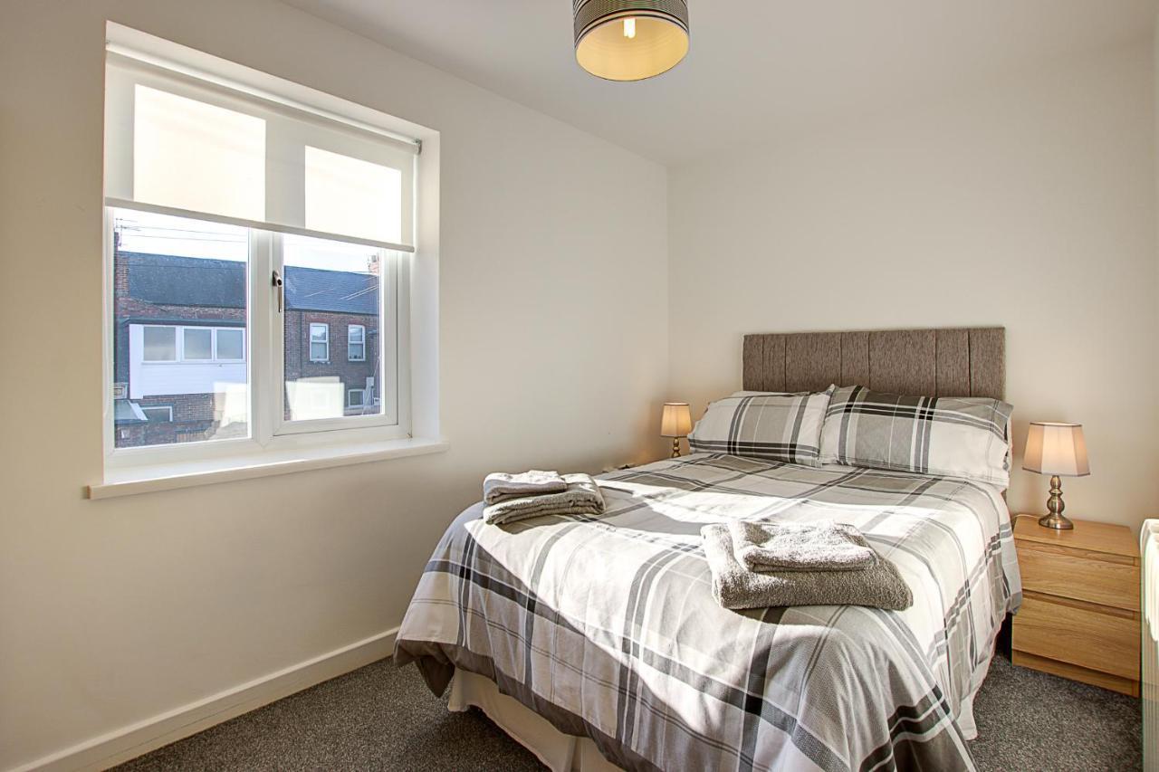 Sunderland Short Stays 2 Bedroom Apartment Free Parking Fulwell Sr6 ภายนอก รูปภาพ