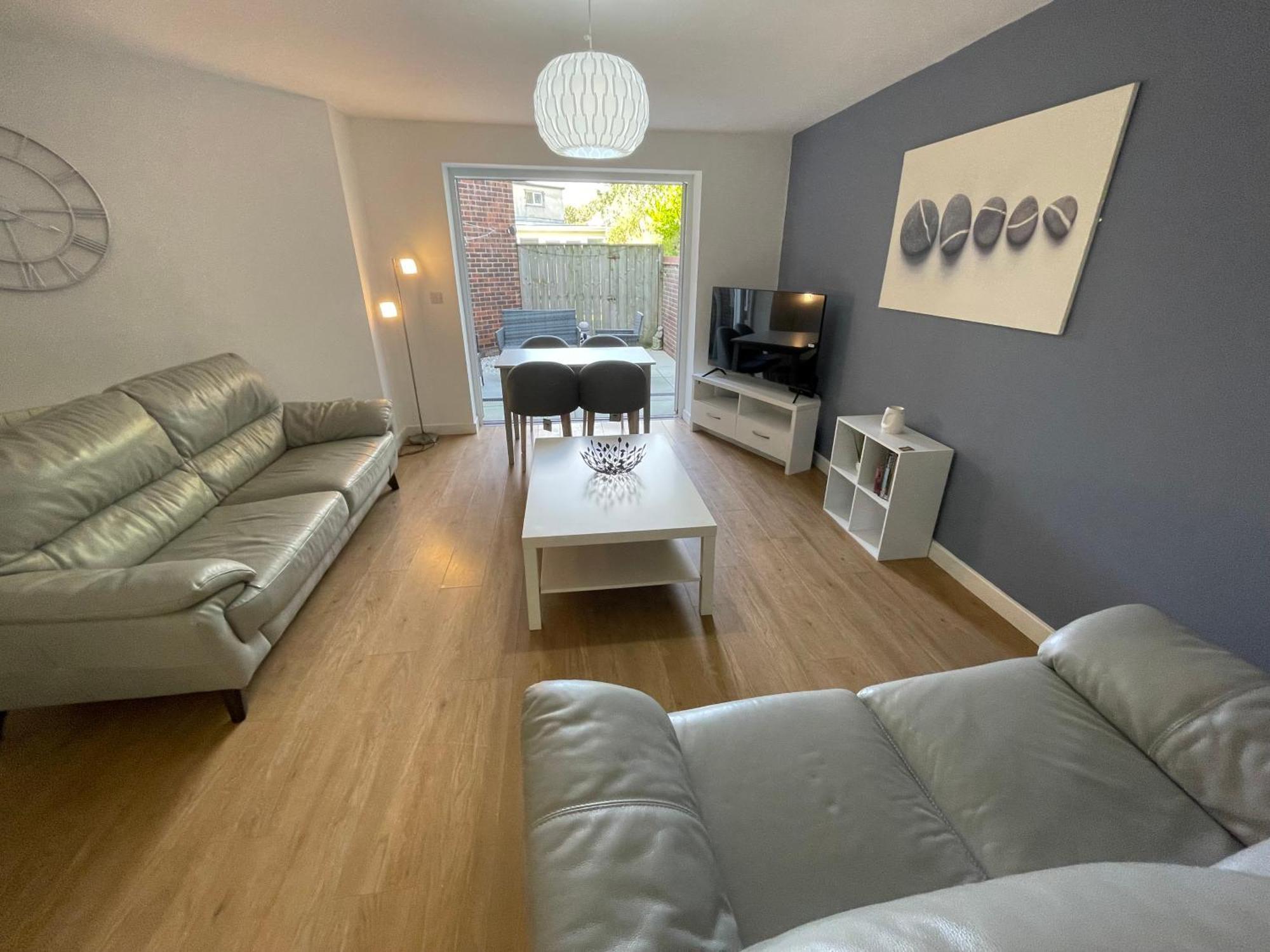 Sunderland Short Stays 2 Bedroom Apartment Free Parking Fulwell Sr6 ภายนอก รูปภาพ