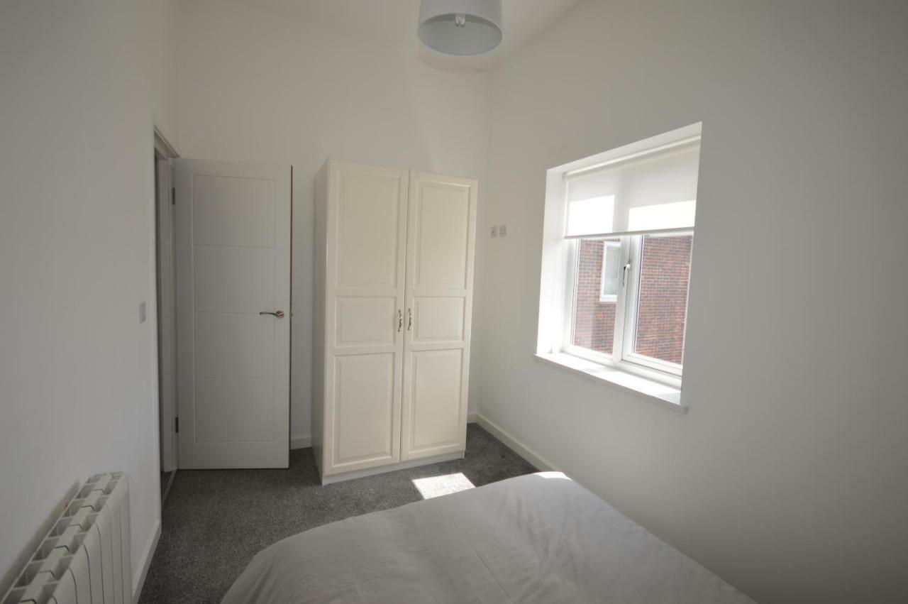 Sunderland Short Stays 2 Bedroom Apartment Free Parking Fulwell Sr6 ภายนอก รูปภาพ
