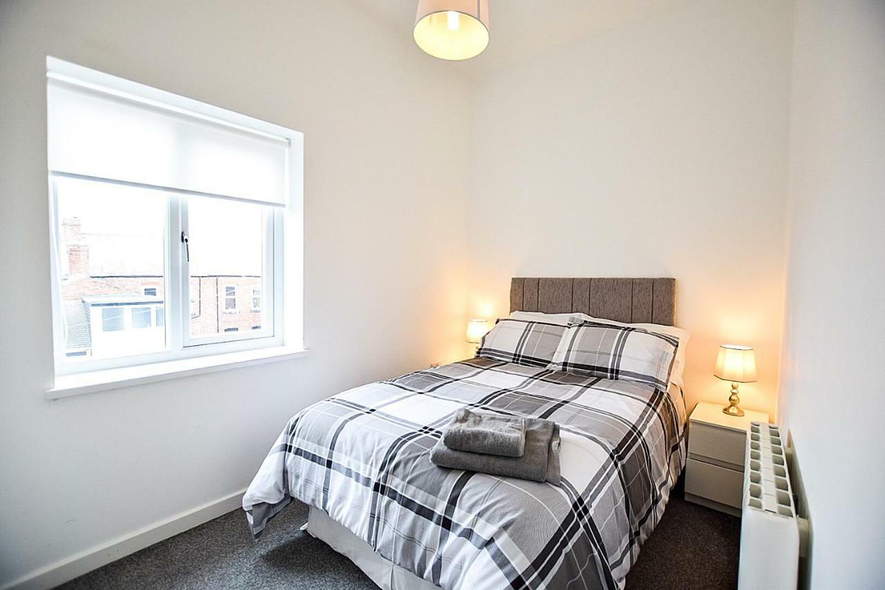 Sunderland Short Stays 2 Bedroom Apartment Free Parking Fulwell Sr6 ภายนอก รูปภาพ